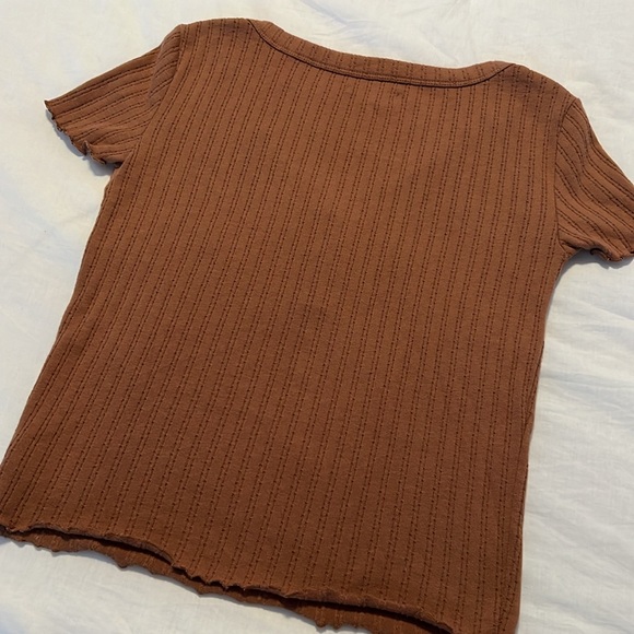 American Eagle Asymmetrical Button Henley T-Shirt - Picture 9 of 9
